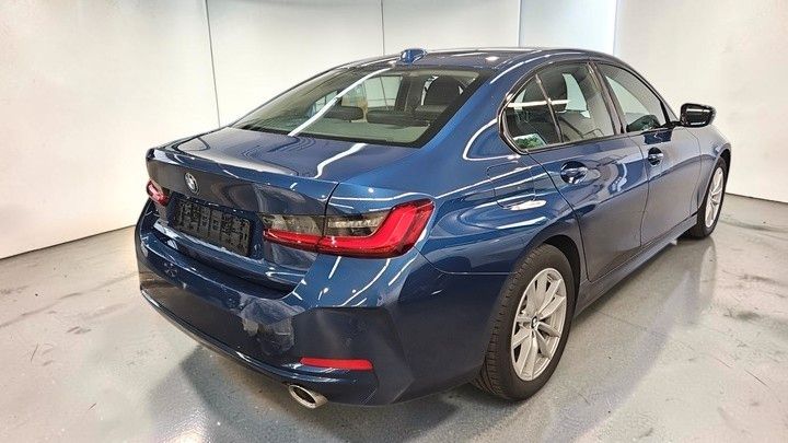 BMW 320 2023 г. Синий, пробег 50000 км