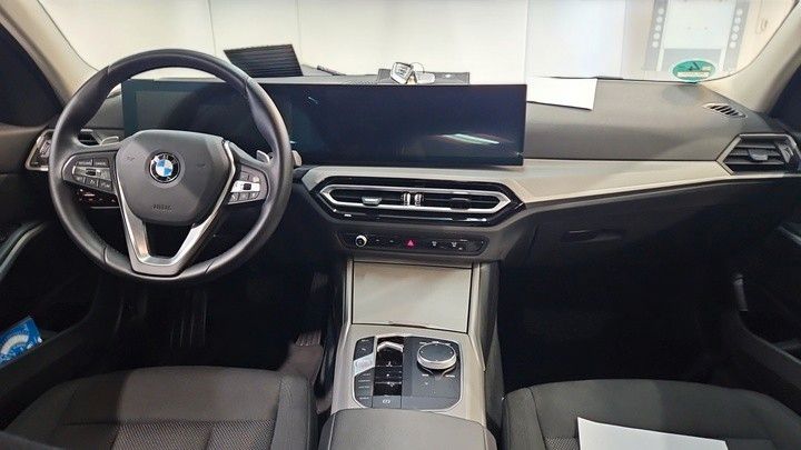 BMW 320 2023 г. Синий, пробег 50000 км