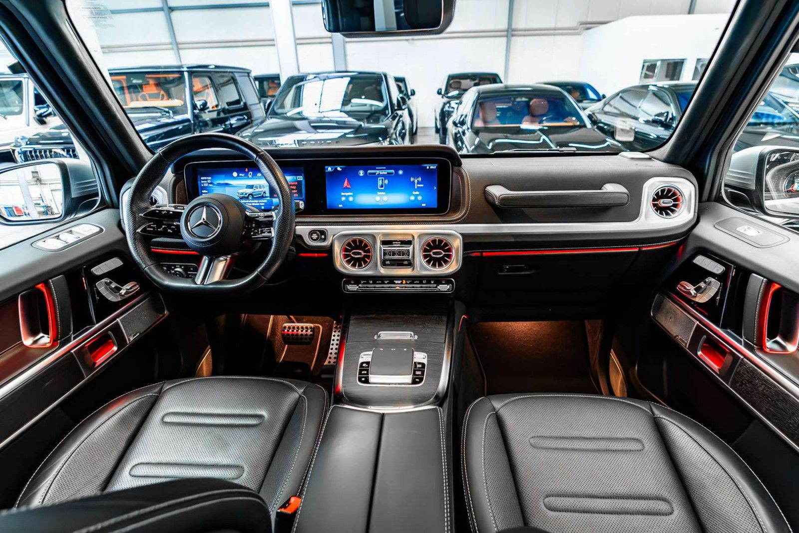 Mercedes-Benz G 450 2025 г. Серебристый, пробег 44698 км
