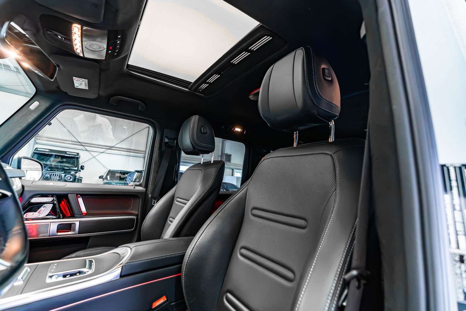 Mercedes-Benz G 450 2025 г. Серебристый, пробег 44698 км