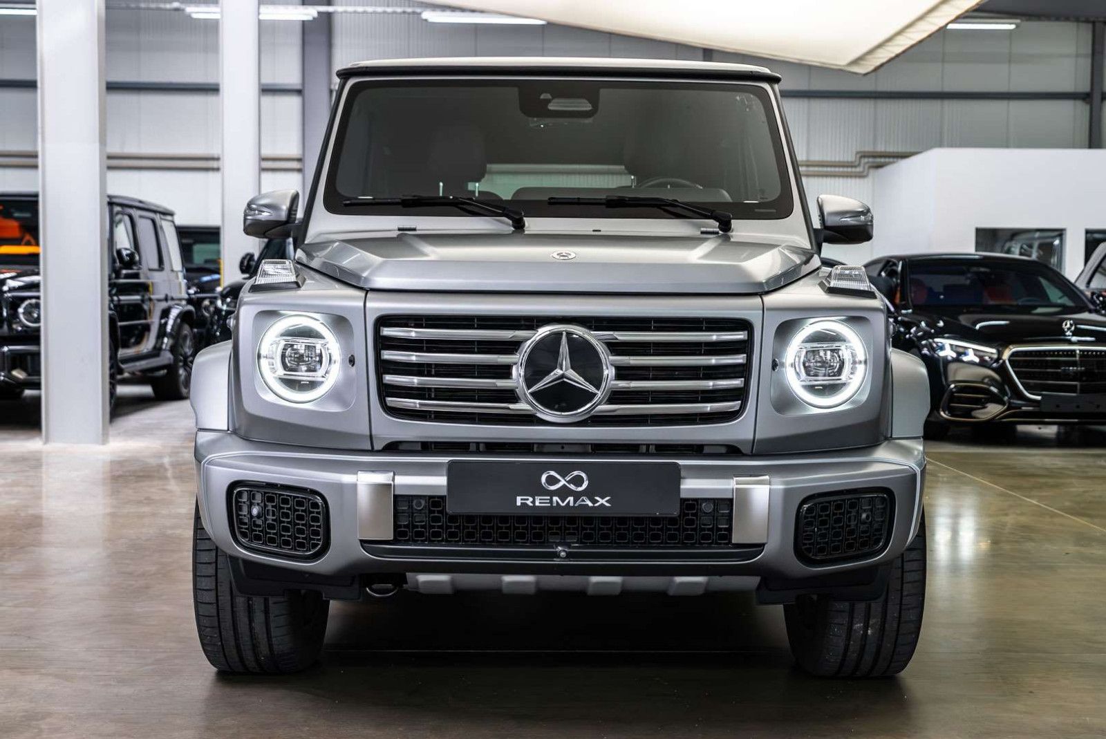 Mercedes-Benz G 450 2025 г. Серебристый, пробег 44698 км