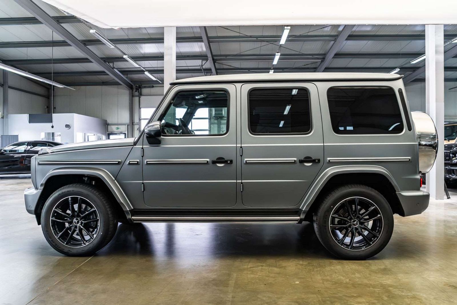 Mercedes-Benz G 450 2025 г. Серебристый, пробег 44698 км