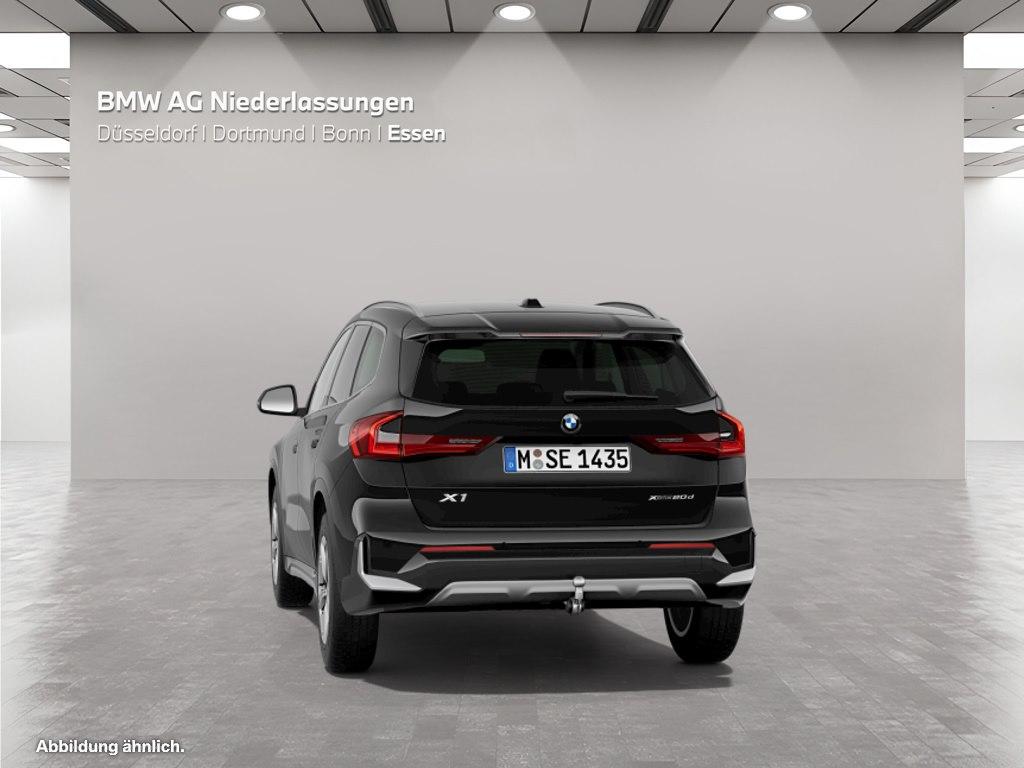 BMW X1 2025 г. Чёрный, пробег 49815 км