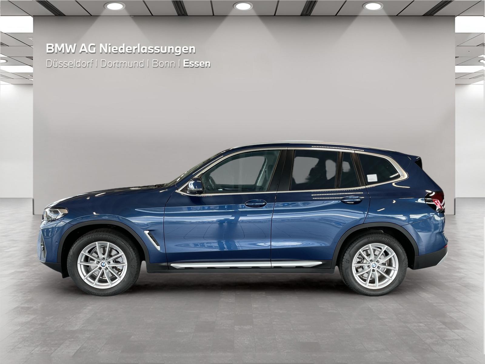 BMW X3 2023 г. Синий, пробег 45327 км