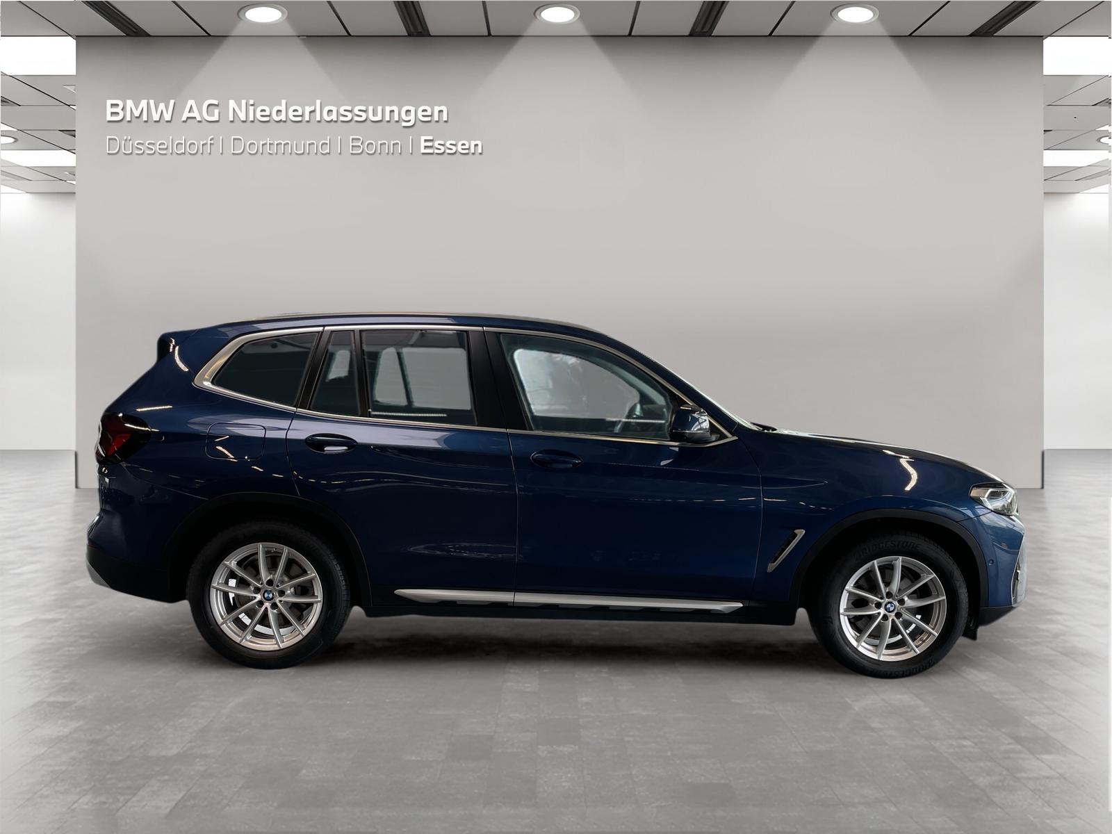BMW X3 2023 г. Синий, пробег 45327 км