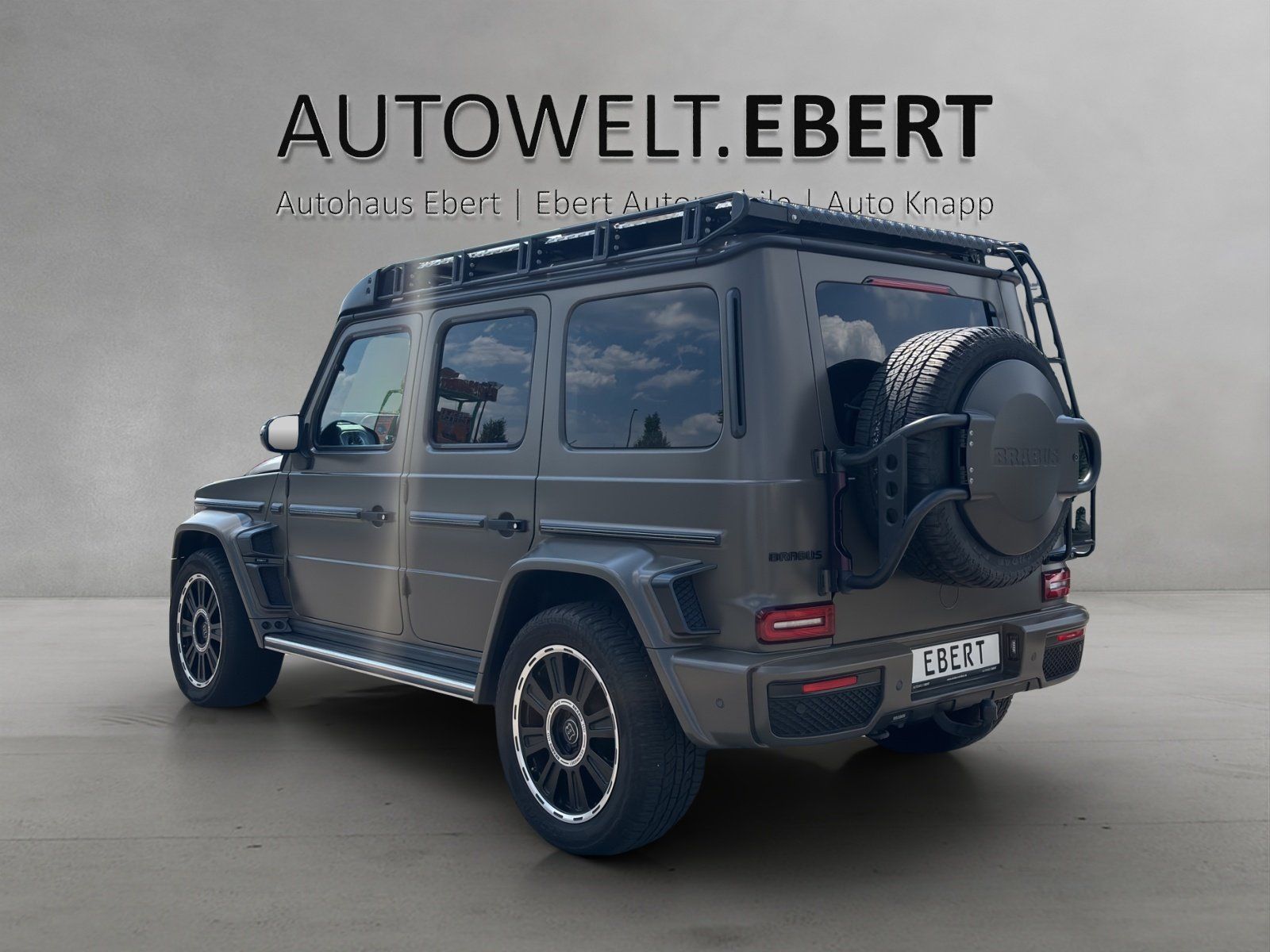 Mercedes-Benz G 500 2022 г. Серый, пробег 19400 км
