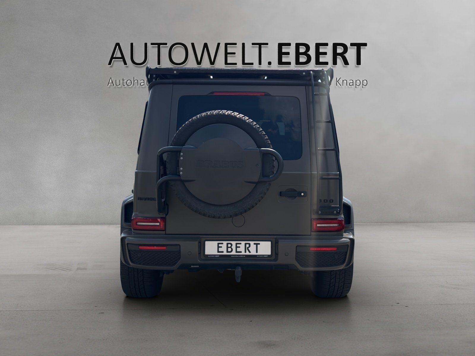 Mercedes-Benz G 500 2022 г. Серый, пробег 19400 км