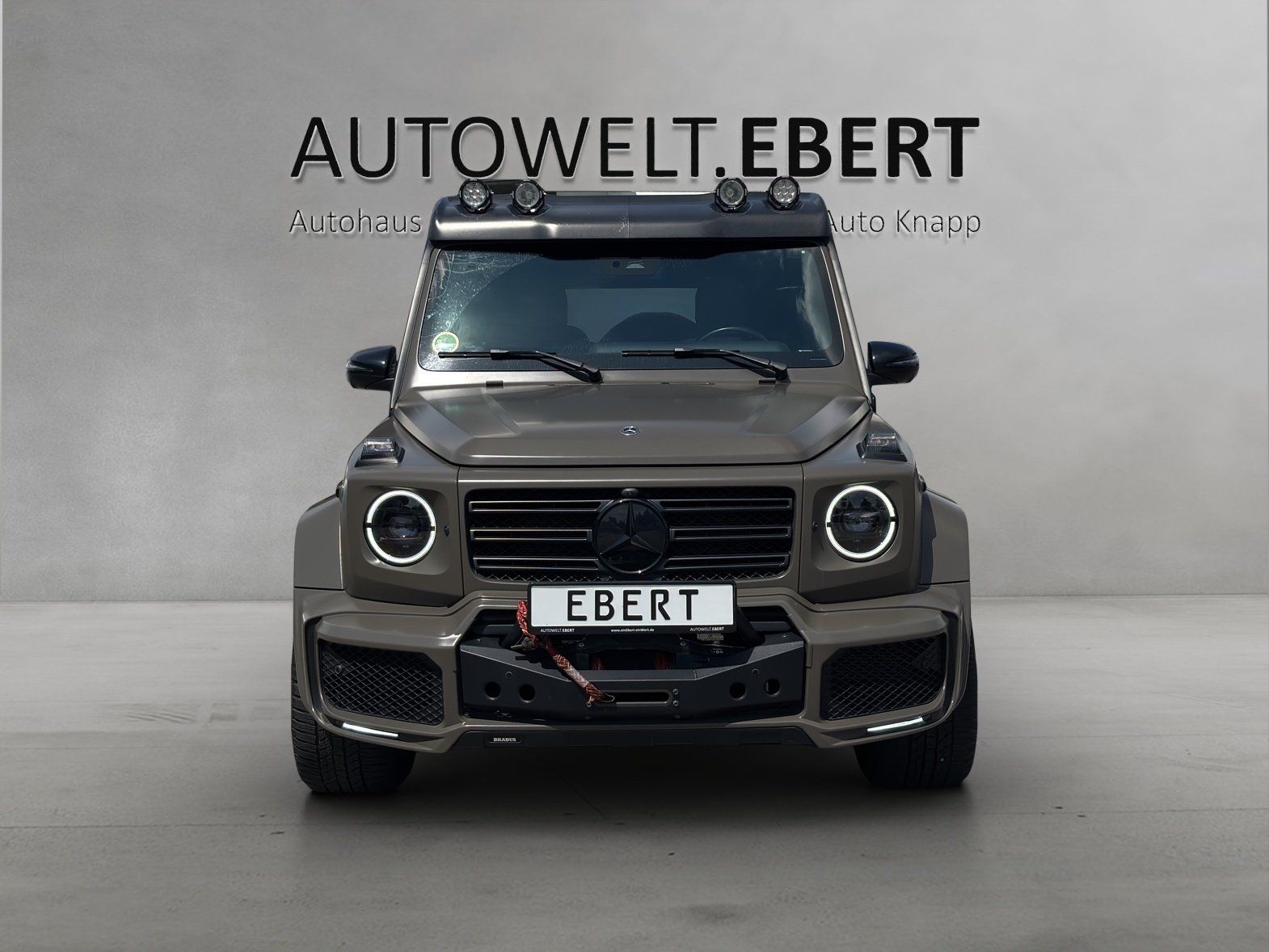 Mercedes-Benz G 500 2022 г. Серый, пробег 19400 км