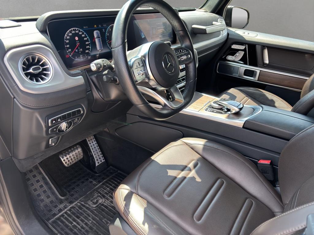 Mercedes-Benz G 500 2022 г. Серый, пробег 19400 км