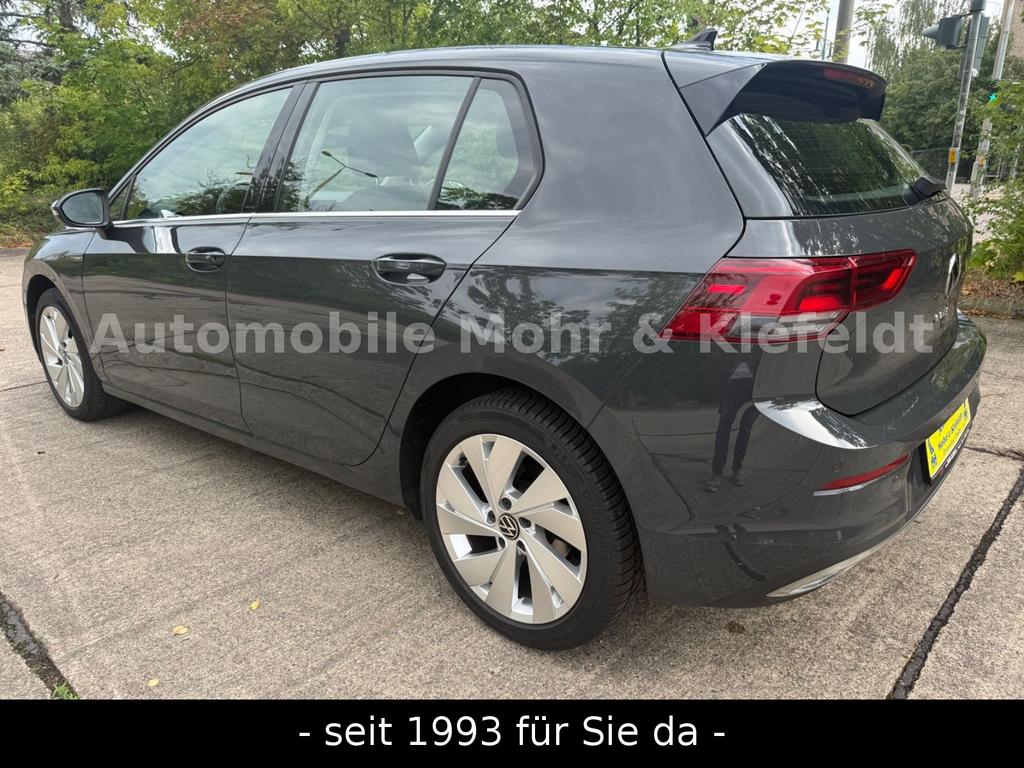 Volkswagen Golf 2024 г. Серый, пробег 58000 км