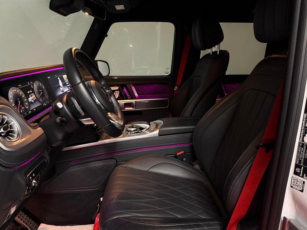 Mercedes-Benz G 500 2023 г. Белый, пробег 45000 км