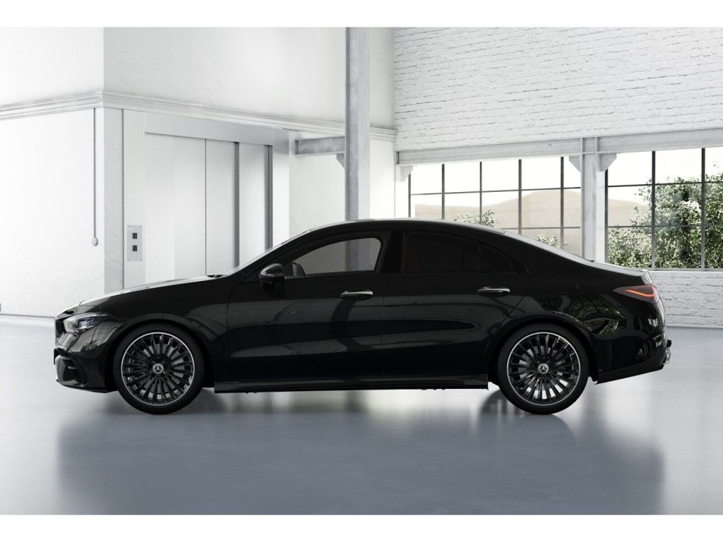 Mercedes-Benz CLA 220 2023 г. Чёрный, пробег 50211 км