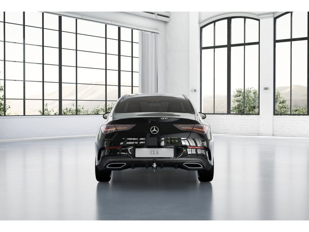 Mercedes-Benz CLA 220 2023 г. Чёрный, пробег 50211 км