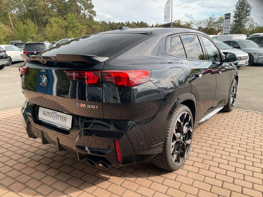 BMW X2 2025 г. Чёрный, пробег 16500 км