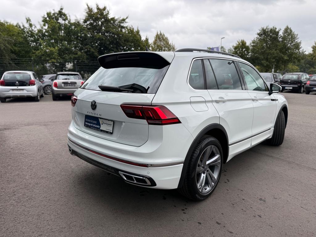 Volkswagen Tiguan 2023 г. Белый, пробег 35000 км