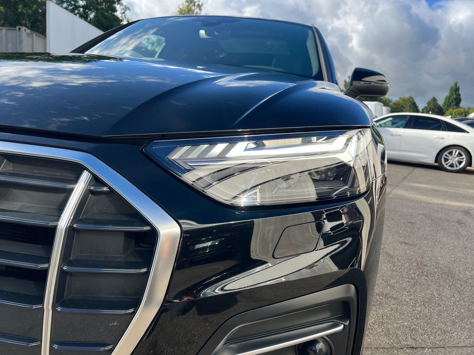 Audi Q5 2024 г. Чёрный, пробег 37795 км