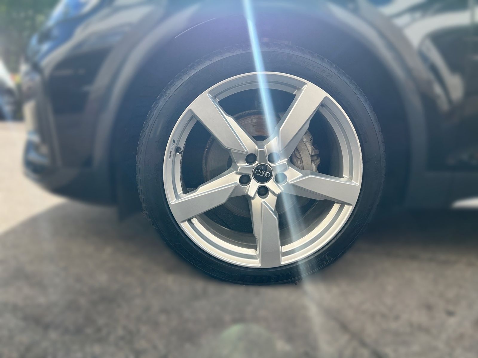 Audi Q5 2024 г. Чёрный, пробег 37795 км