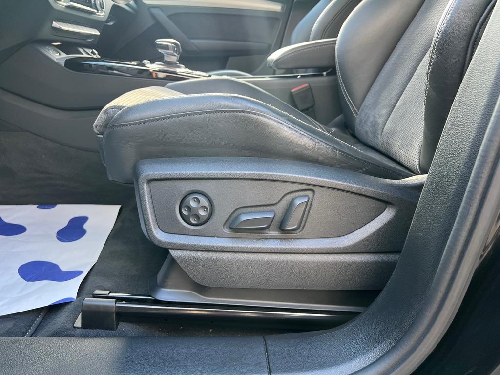Audi Q5 2024 г. Чёрный, пробег 37795 км