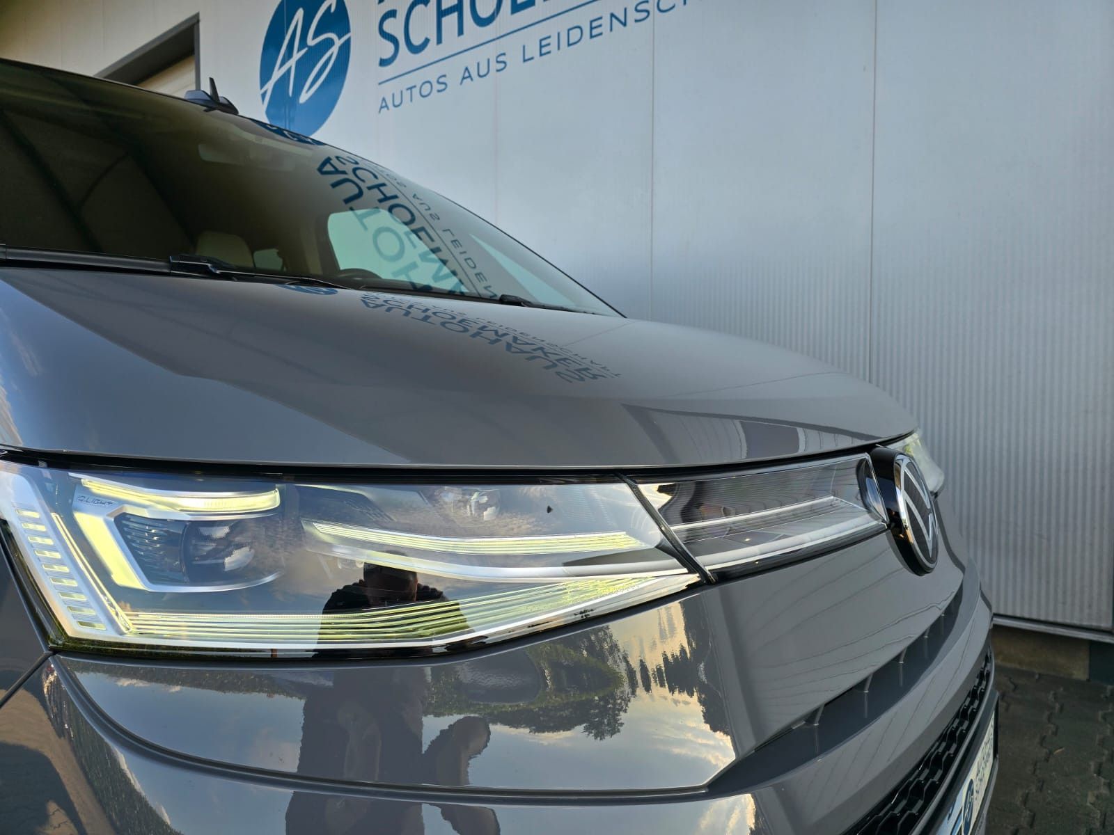 Volkswagen T7 MULTIVAN 2025 г. Серый, пробег 27800 км
