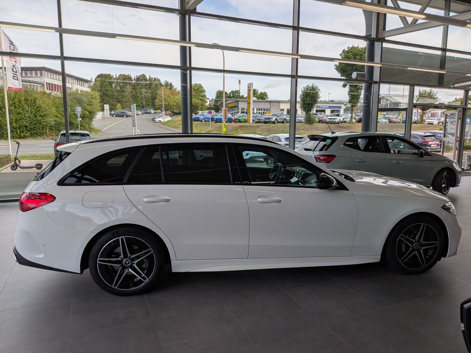 Mercedes-Benz C 220 2025 г. Белый, пробег 49862 км