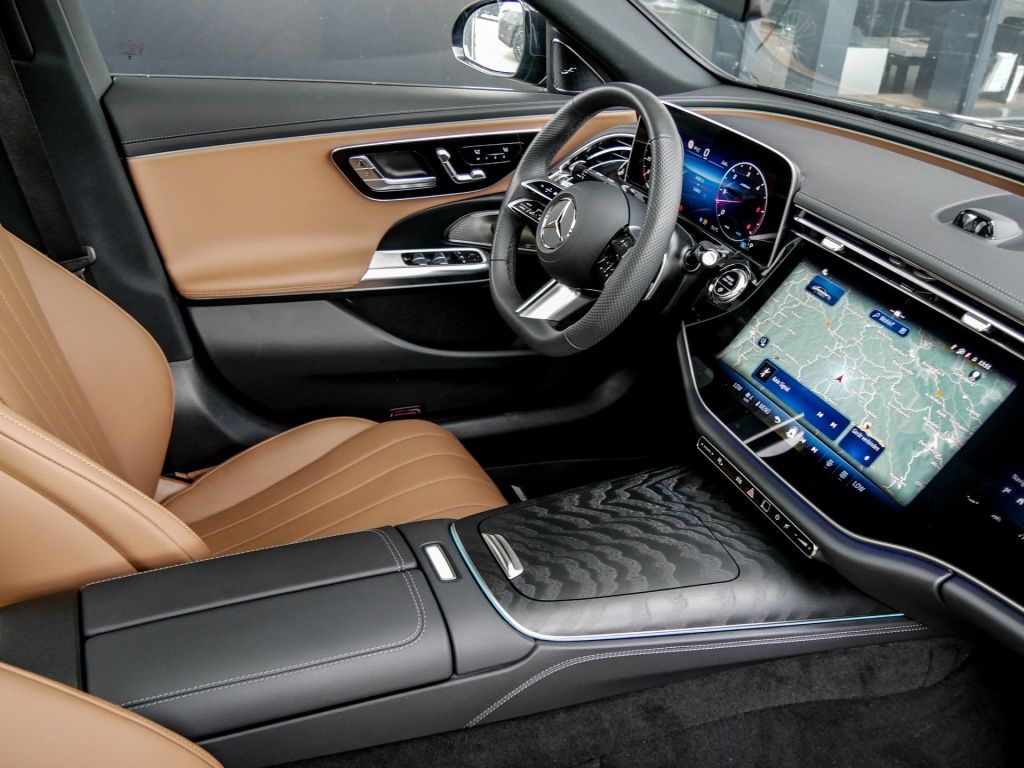 Mercedes-Benz E 450 2025 г. Чёрный, пробег 33685 км