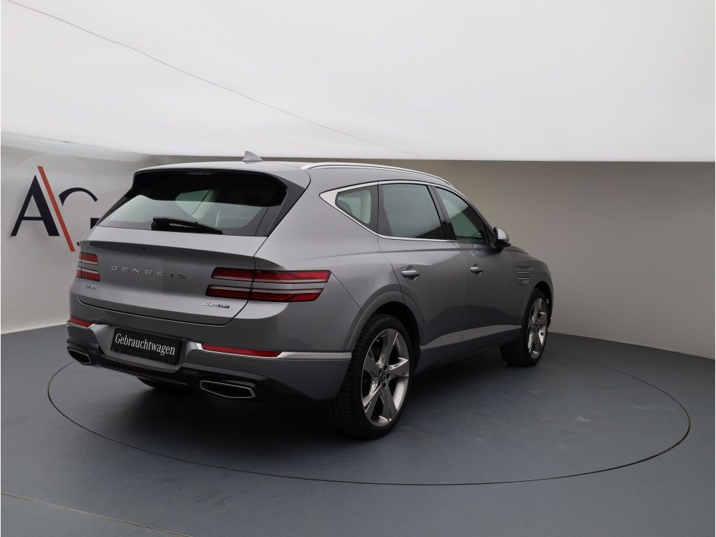 Genesis GV80 2023 г. Бежевый, пробег 50000 км