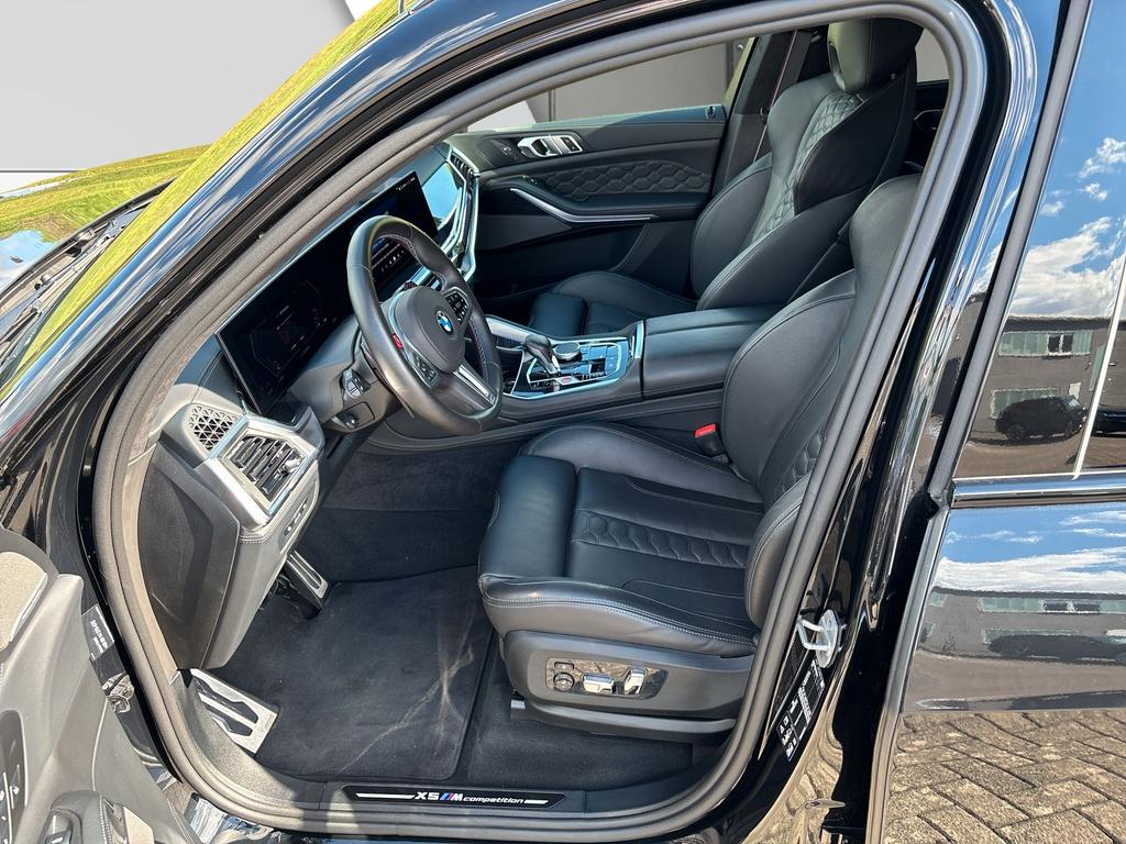 BMW X5 M 2025 г. Чёрный, пробег 23103 км