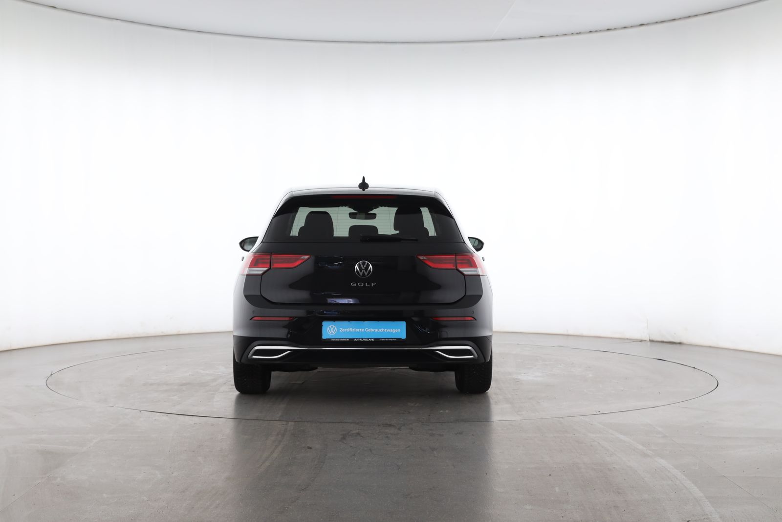 Volkswagen Golf 2021 г. Чёрный, пробег 55587 км
