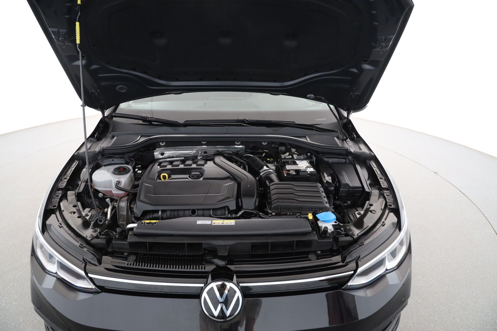 Volkswagen Golf 2021 г. Чёрный, пробег 55587 км
