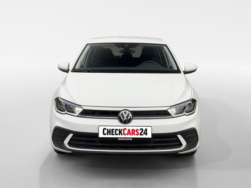 Volkswagen Polo 2023 г. Белый, пробег 19786 км