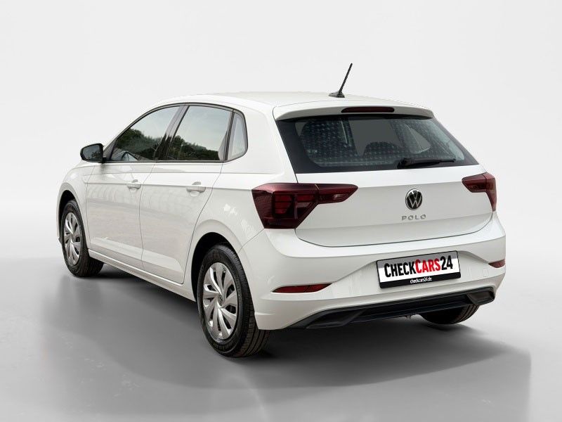 Volkswagen Polo 2023 г. Белый, пробег 19786 км