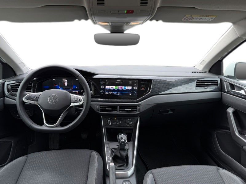 Volkswagen Polo 2023 г. Белый, пробег 19786 км
