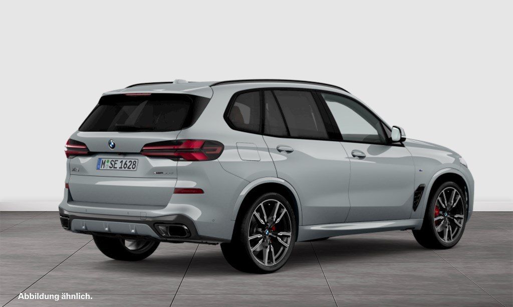 BMW X5 2025 г. Серый, пробег 26715 км