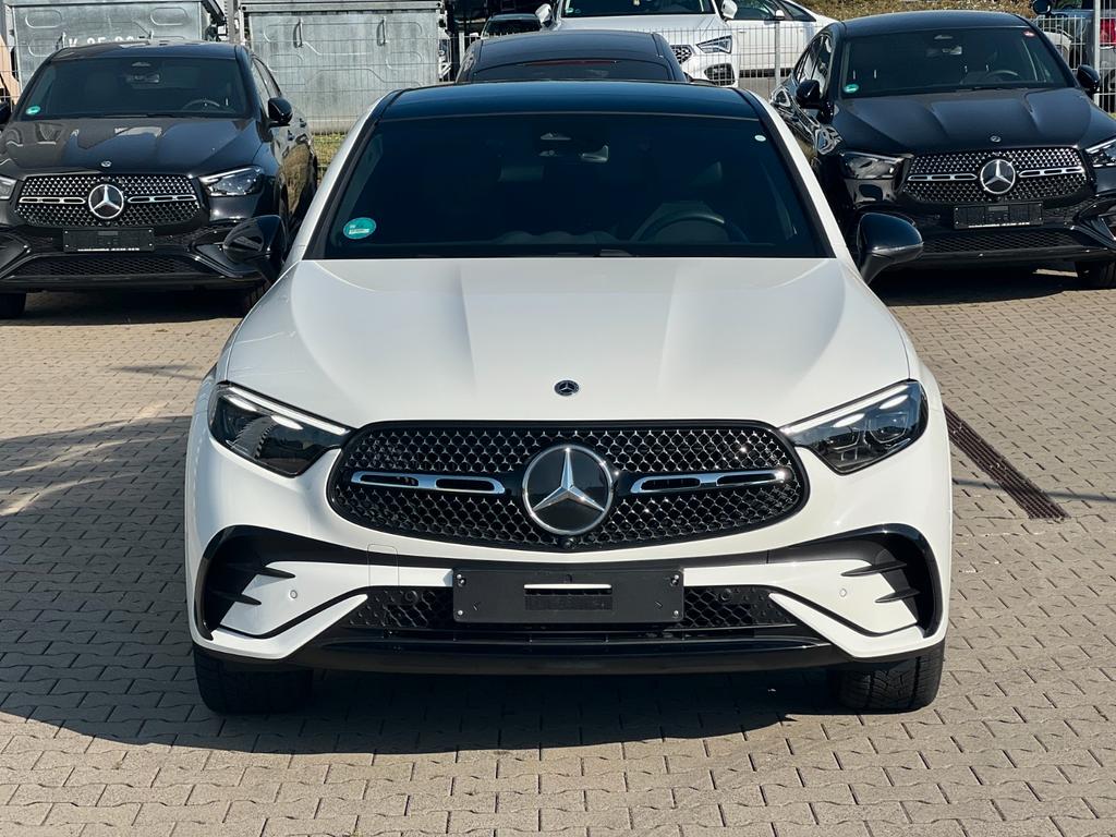 Mercedes-Benz GLC 220 2025 г. Белый, пробег 29100 км