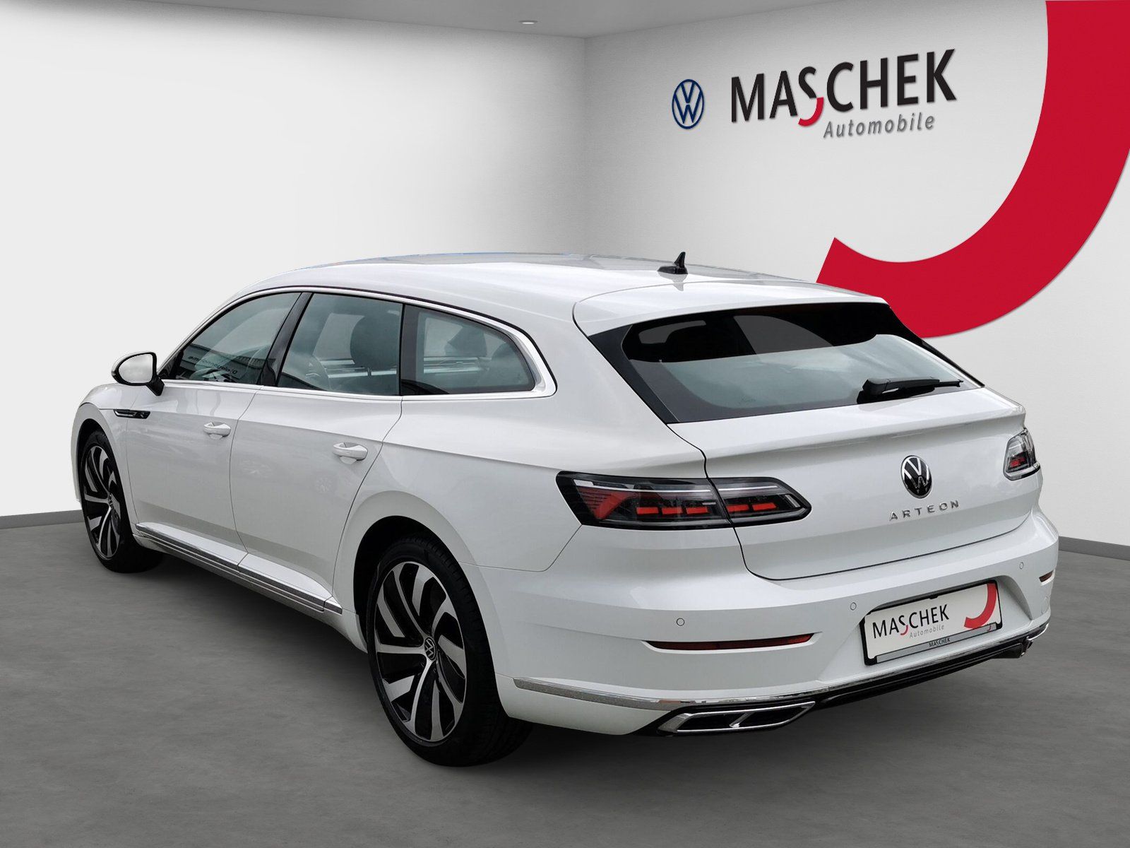 Volkswagen Arteon 2022 г. Белый, пробег 33600 км