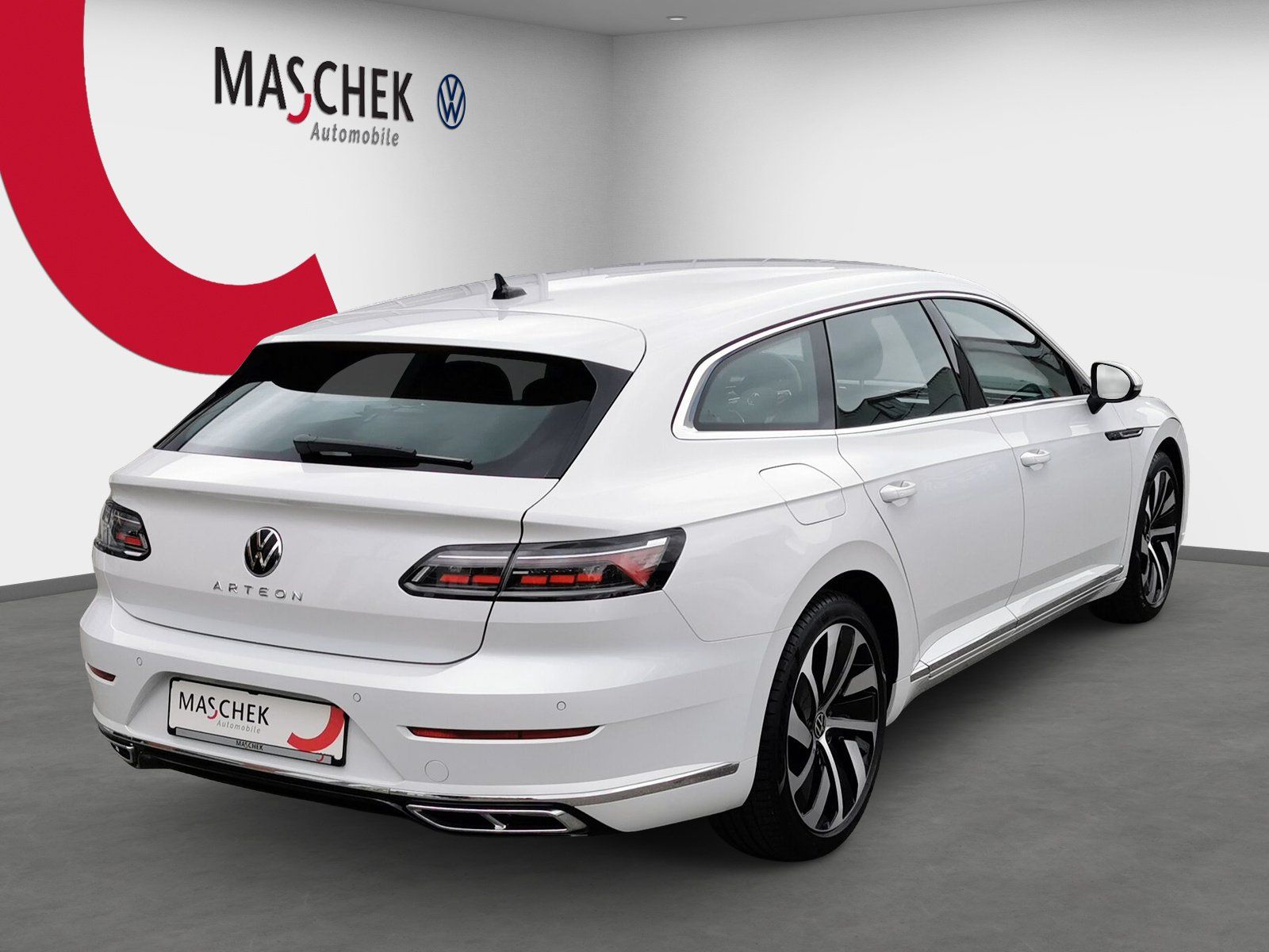 Volkswagen Arteon 2022 г. Белый, пробег 33600 км
