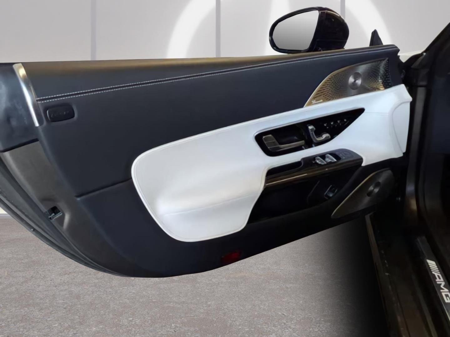 Mercedes-Benz SL 63 AMG 2023 г. Серый, пробег 59362 км