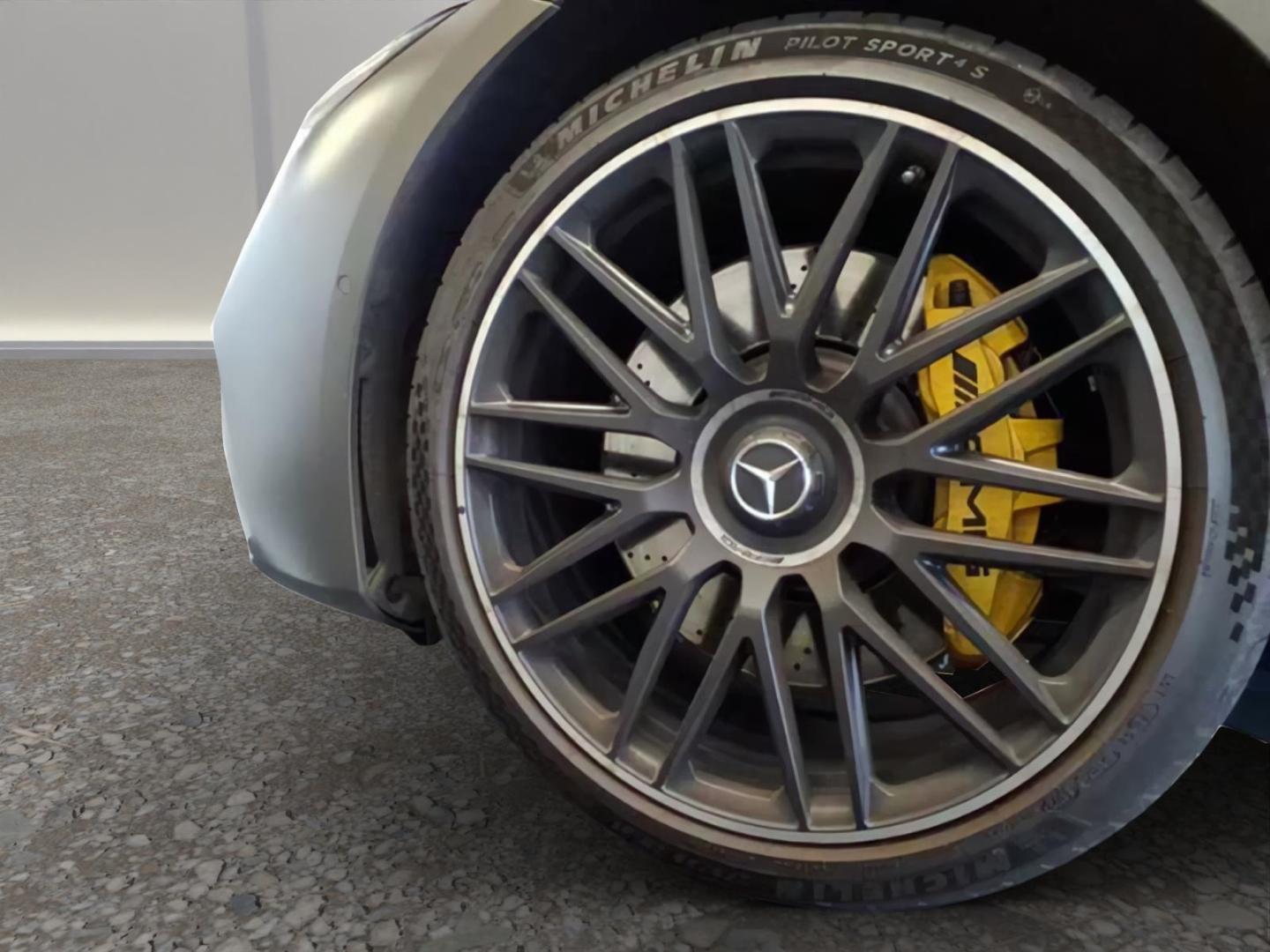 Mercedes-Benz SL 63 AMG 2023 г. Серый, пробег 59362 км
