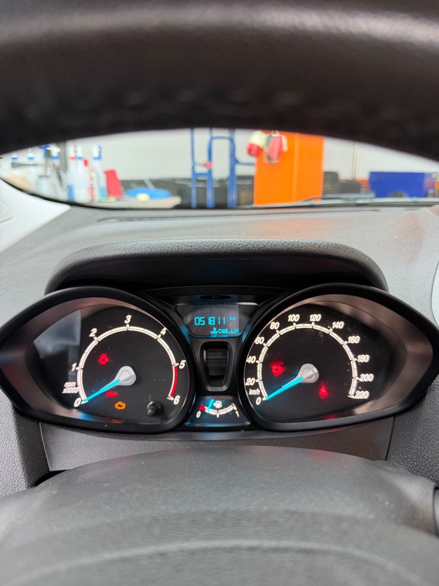 Ford Transit 2023 г. Белый, пробег 52500 км