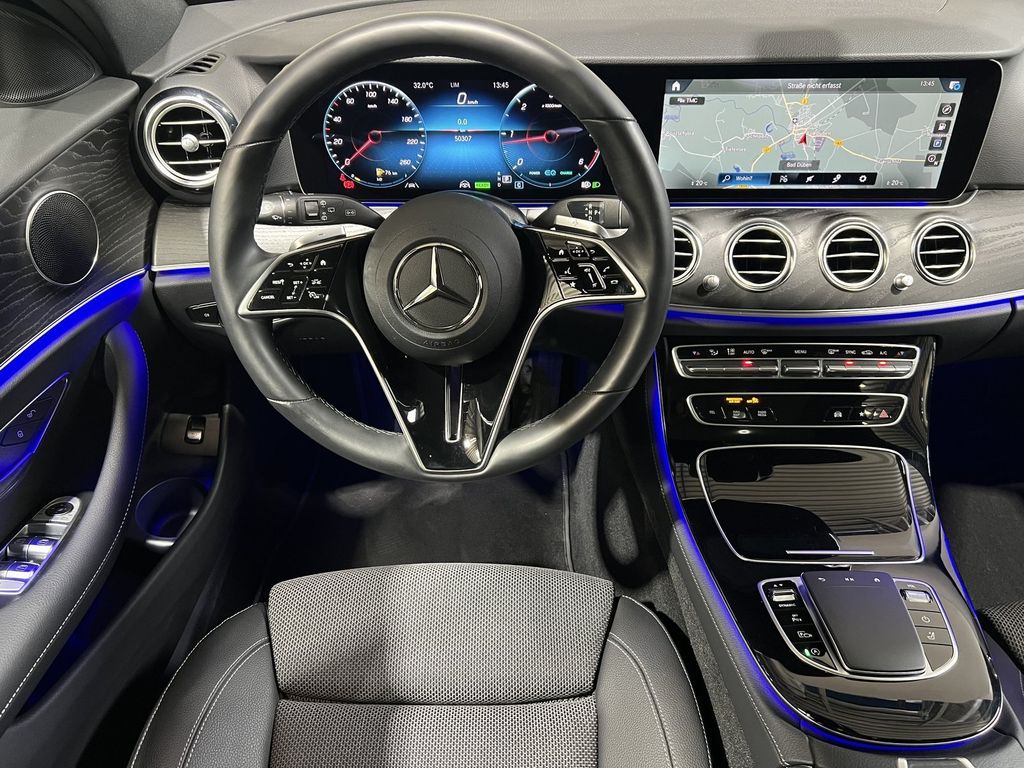 Mercedes-Benz E 220 2024 г. Чёрный, пробег 49980 км
