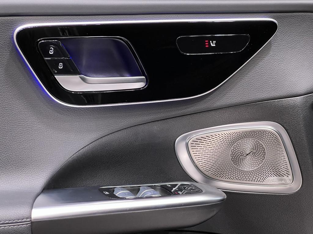 Mercedes-Benz C 300 2024 г. Серебристый, пробег 29980 км