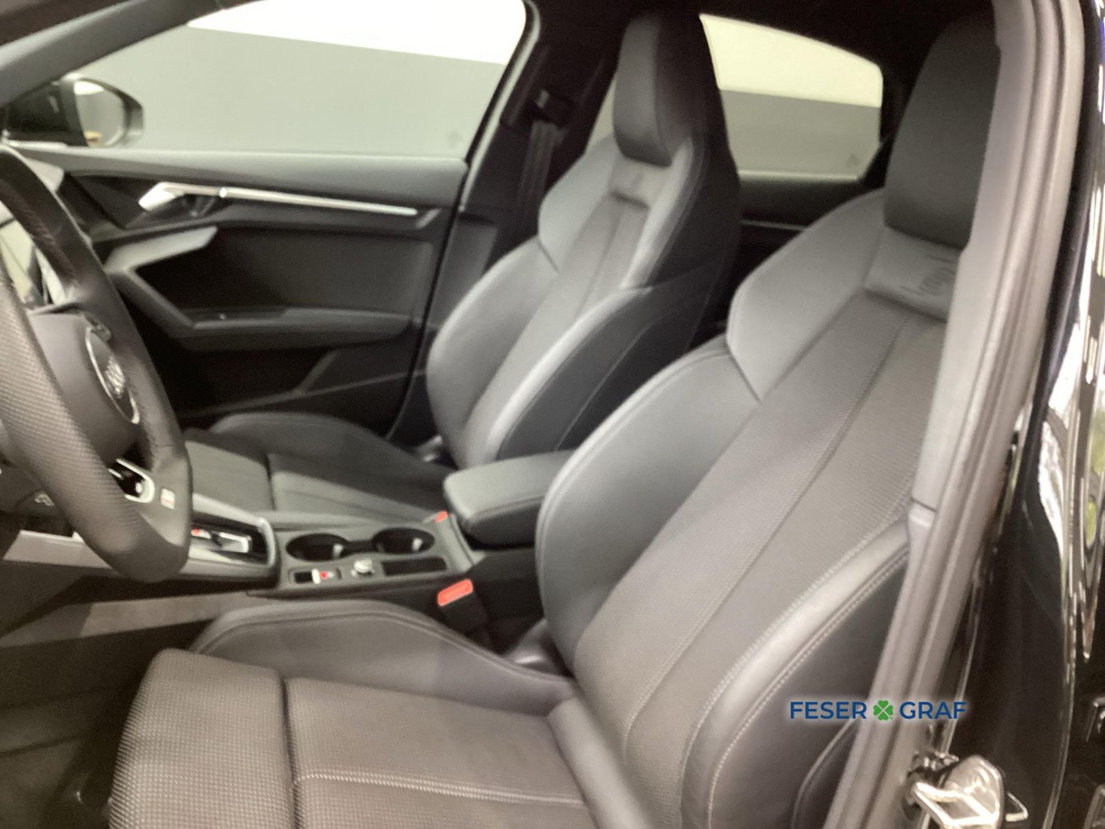 Audi A3 2025 г. Чёрный, пробег 46431 км