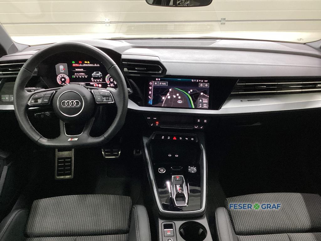 Audi A3 2025 г. Чёрный, пробег 46431 км