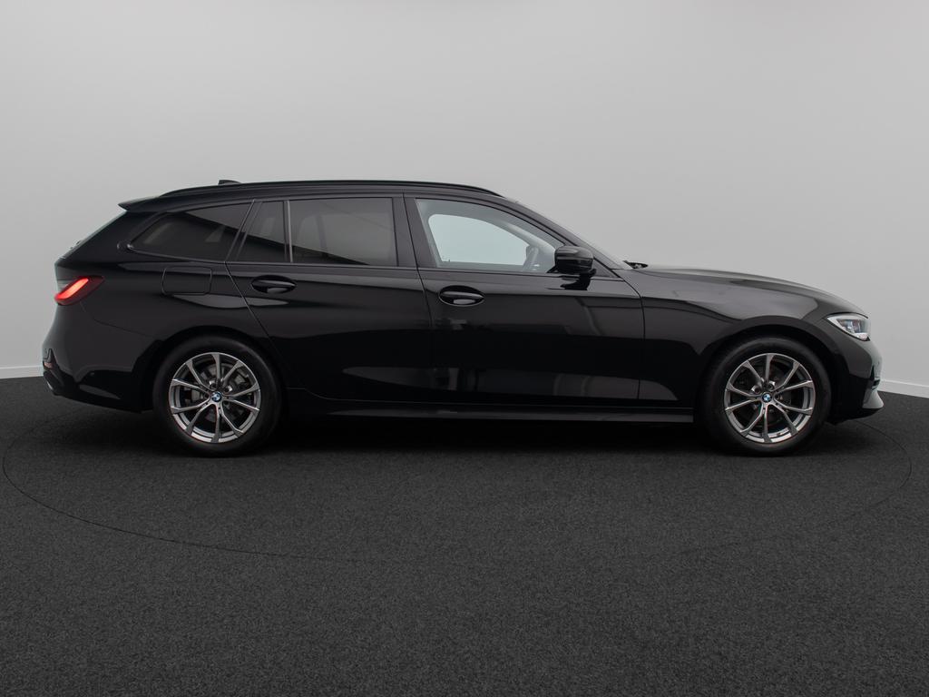 BMW 320 2022 г. Чёрный, пробег 36987 км