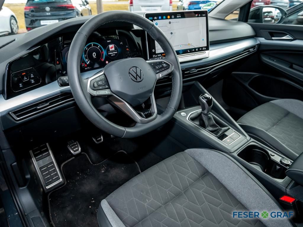 Volkswagen Golf 2025 г. Серый, пробег 26567 км