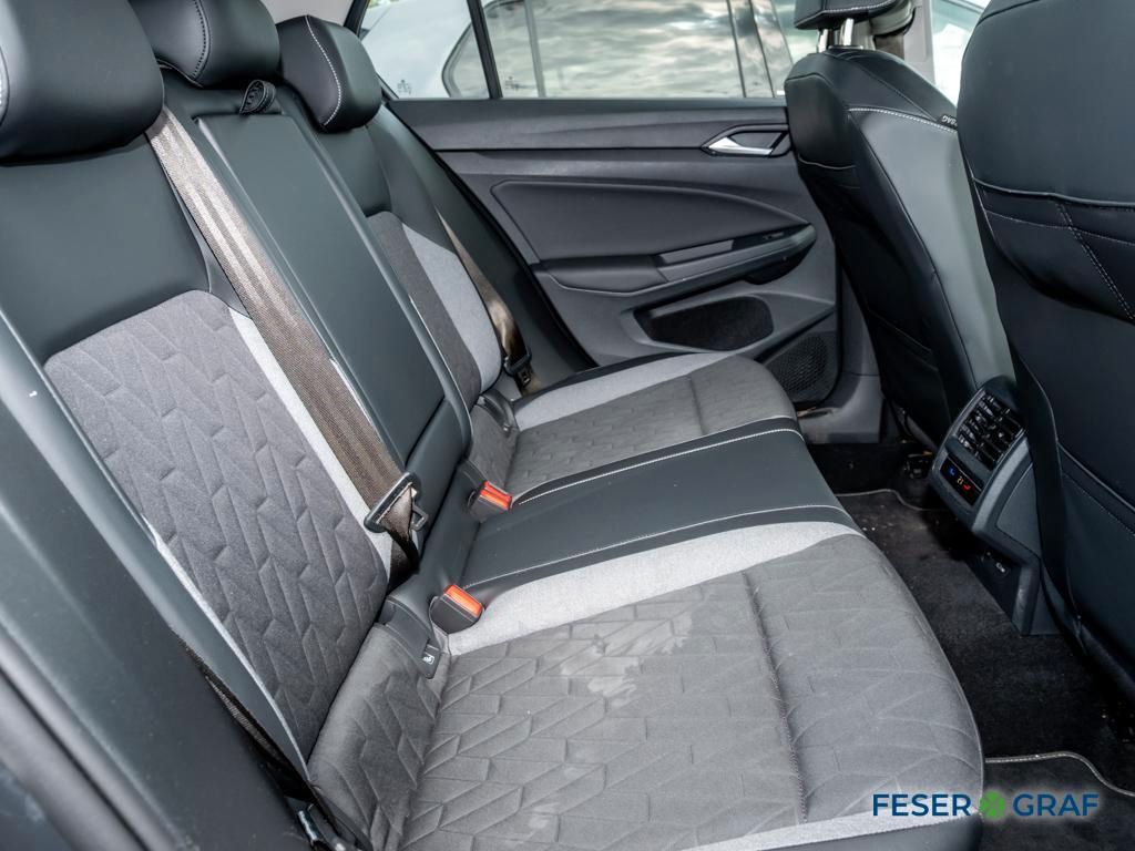 Volkswagen Golf 2025 г. Серый, пробег 26567 км