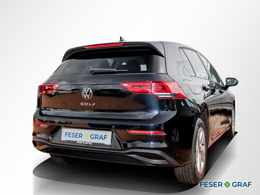 Volkswagen Golf 2023 г. Чёрный, пробег 51966 км