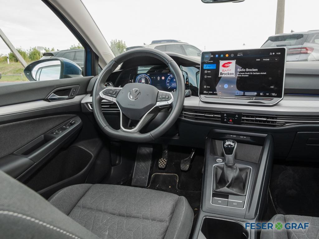 Volkswagen Golf 2025 г. Синий, пробег 26567 км