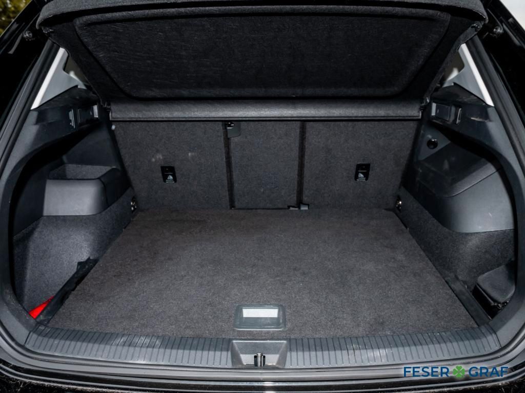 Volkswagen Tiguan 2025 г. Чёрный, пробег 32860 км