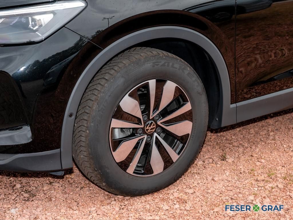Volkswagen Tiguan 2025 г. Чёрный, пробег 32860 км